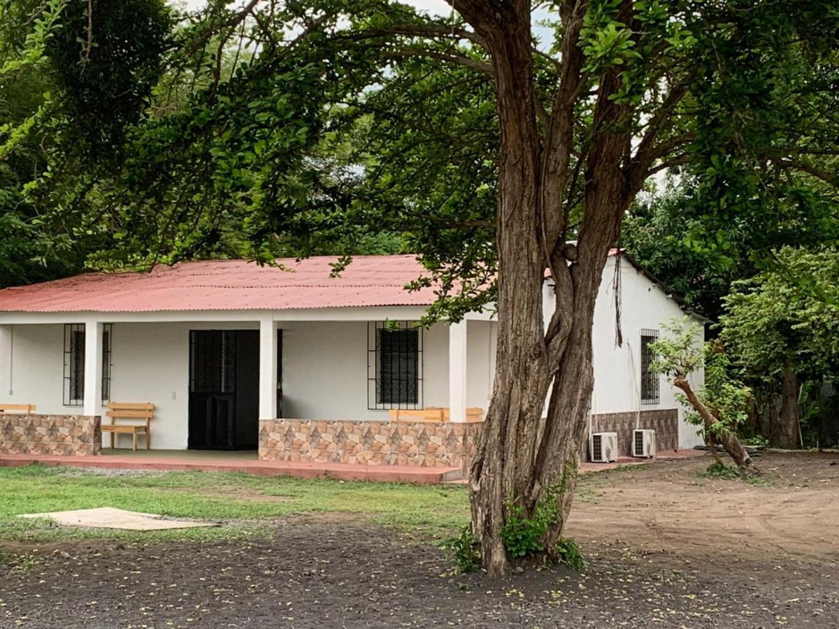 Hotel Chulamar, Piscina Y Restaurante Escuintla Exterior foto